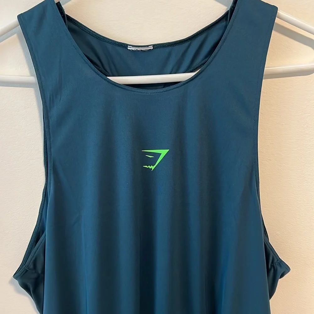 Gymshark Training Brandmark Tank - Picture 2 of 4
